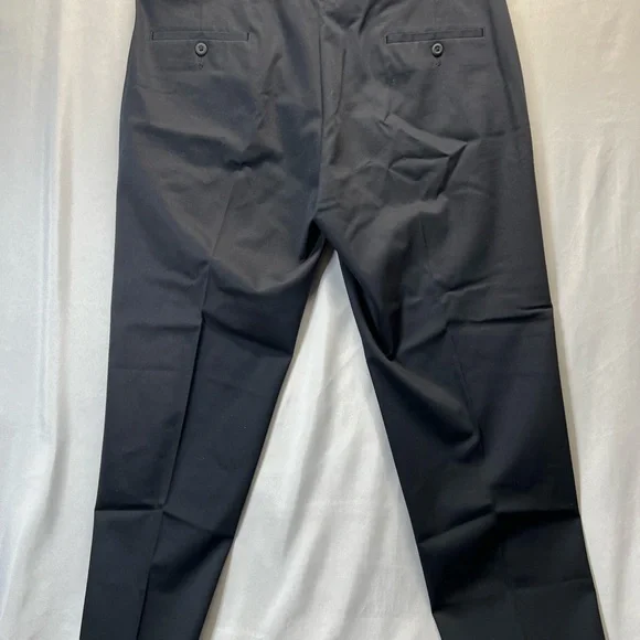 Haggar 38 x 30 Men's Black Dress Pants - Picture 5 of 7